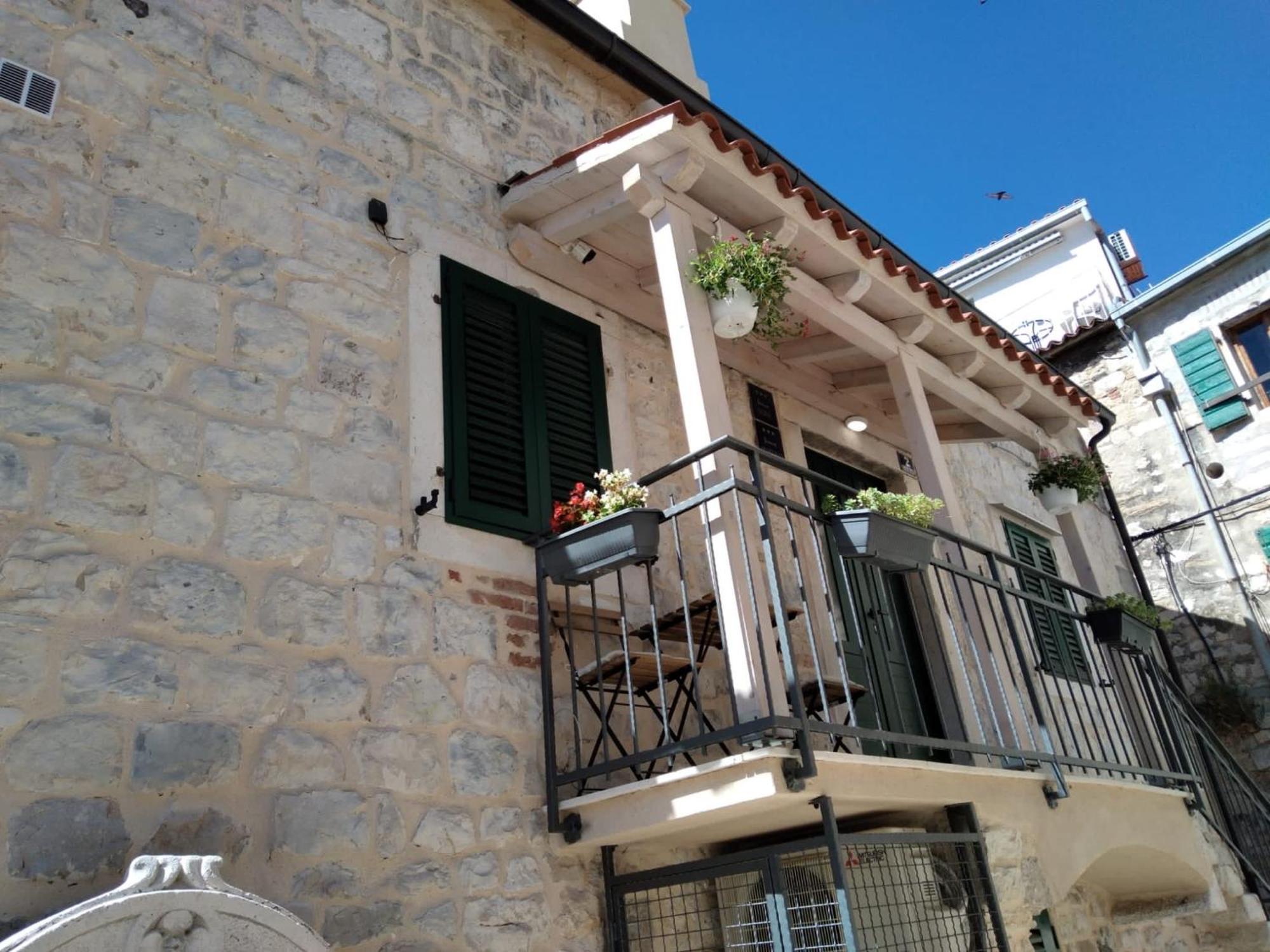Perfectly Located Cherry Stone House スプリト エクステリア 写真